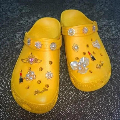 "Women Slippers Shoes Clogs - MANDOTOS"